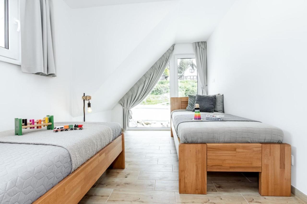 Apartmany Karlovy Dvory Horni Plana Luaran gambar