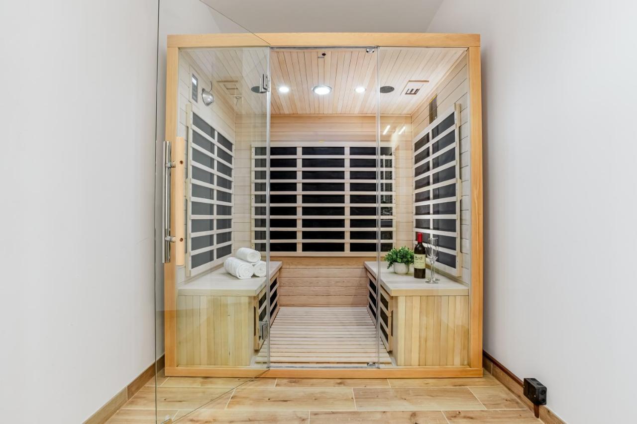 Apartmany Karlovy Dvory Horni Plana Luaran gambar