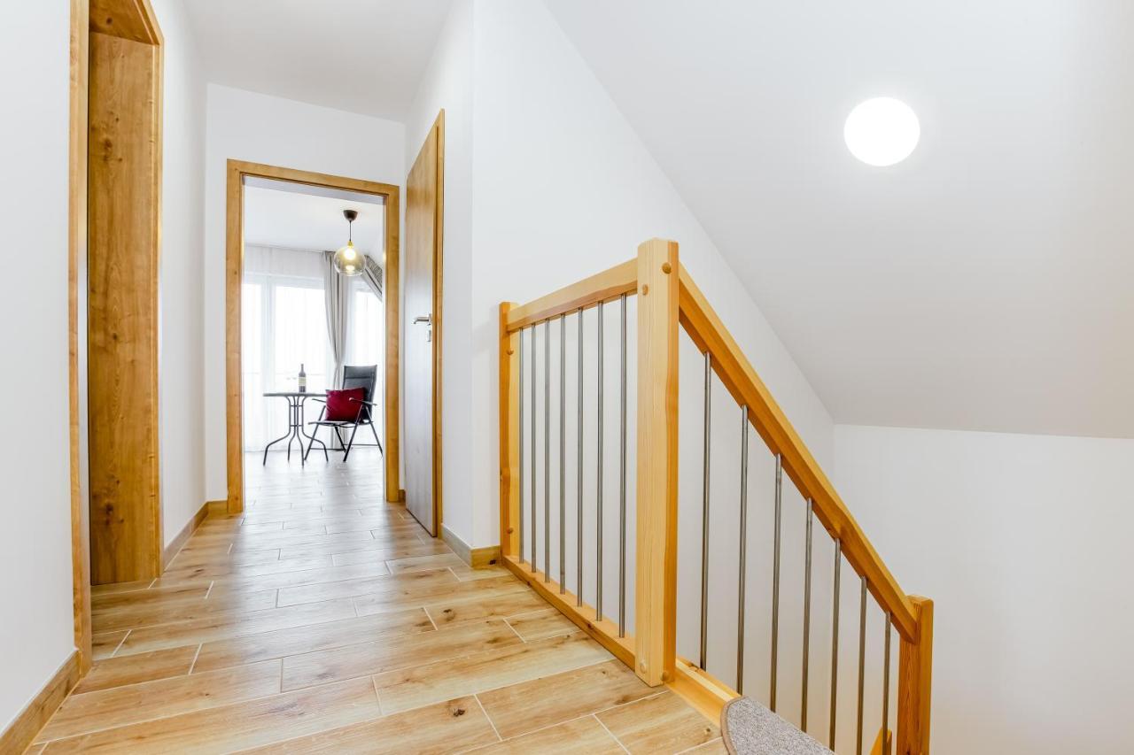 Apartmany Karlovy Dvory Horni Plana Luaran gambar