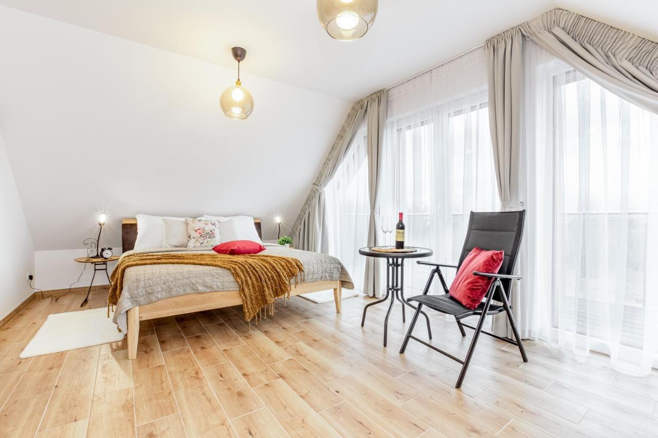 Apartmany Karlovy Dvory Horni Plana Luaran gambar